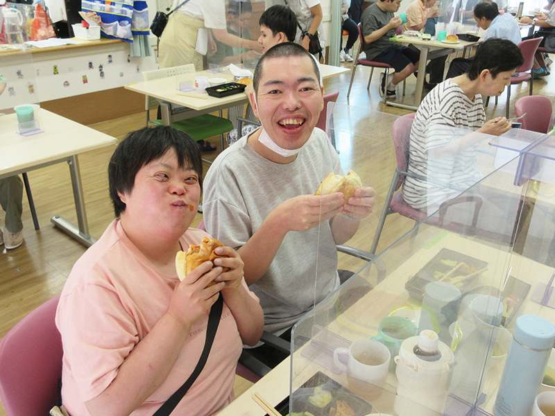 食事